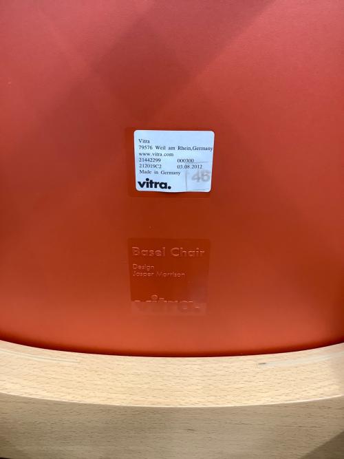 Vitra (ヴィトラ) バーゼルチェア レッド