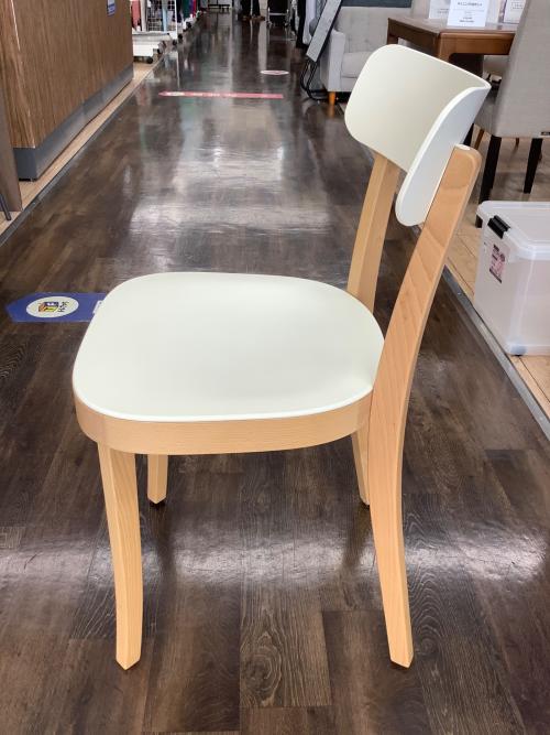 Vitra (ヴィトラ) バーゼルチェア