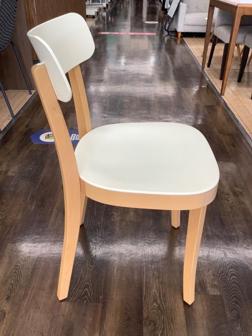 Vitra (ヴィトラ) バーゼルチェア
