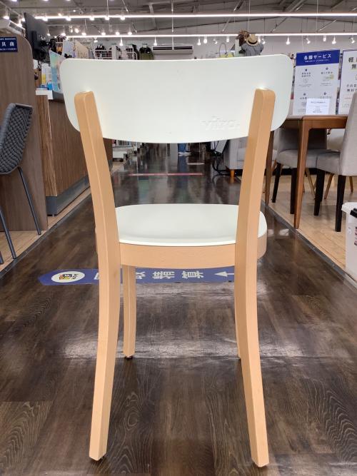 Vitra (ヴィトラ) バーゼルチェア