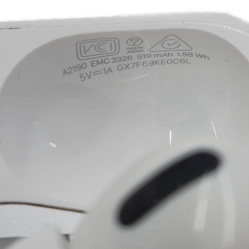 Apple (アップル) ワイヤレスイヤホン ケース付き A2190 第一世代　程度C※バッテリー劣化不明