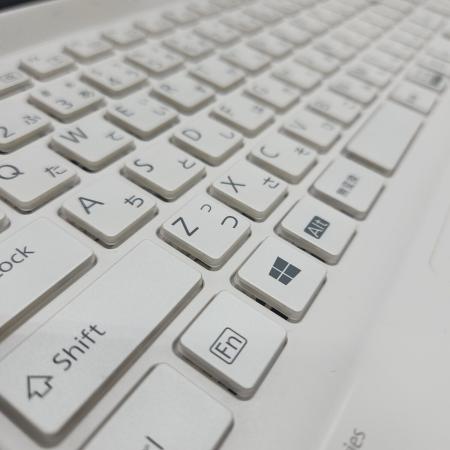 富士通 LIFEBOOK AH51/C3 ジャンク品 富士通 LIFEBOOK AH51/C3(CPU：Core i7 7700HQ 2.8GHz/メモリ：8GB/SSD