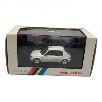 ミニカー NOREV/ノレブ プジョー 205 ラリー 1988 ホワイト