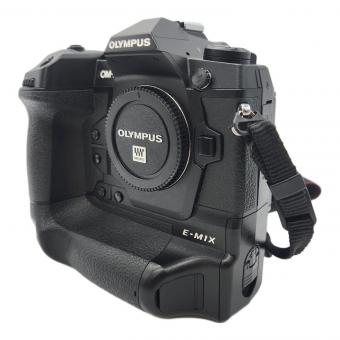 OLYMPUS ミラーレス一眼カメラ OM-D E-M1X ボディ　
