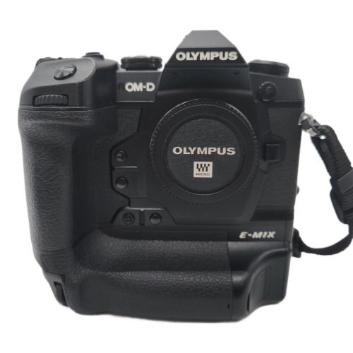OLYMPUS ミラーレス一眼カメラ OM-D E-M1X ボディ　