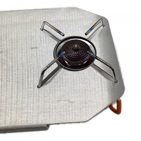 SOTO Future Fox シングルバーナー SOTO (ソト) シングルガスバーナー ST-310 FUTURE FOX テーブル付