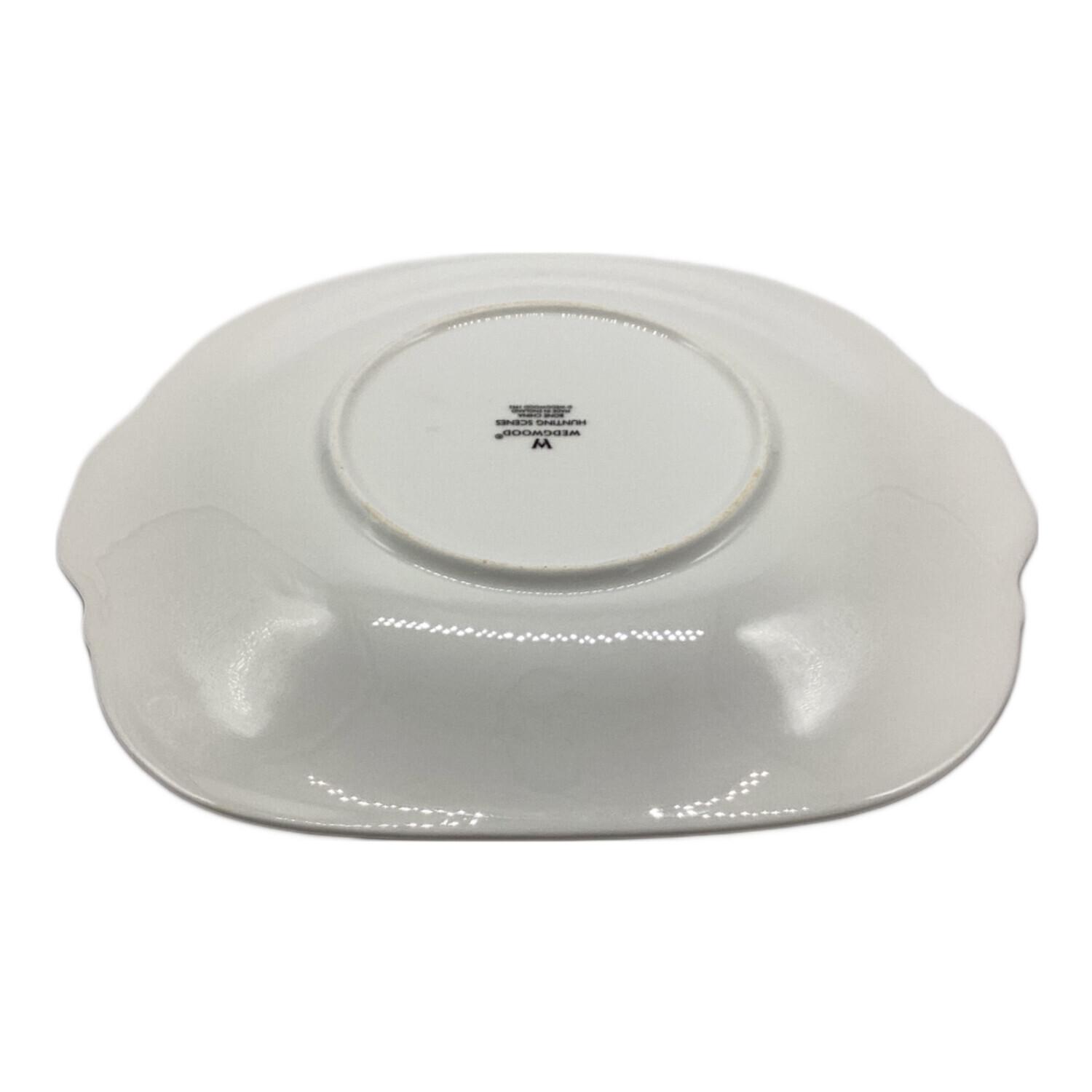 未使用保管品　ウェッジウッド　ハンティングシーン　27cmプレート 2枚セット Wedgwood (ウェッジウッド) プレート ハンティングシーン｜トレファク