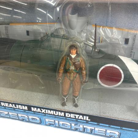 WWII ZERO FIGHTER- 虎-110号機 「ELITE FORCE」 1/18 零式艦上戦闘機