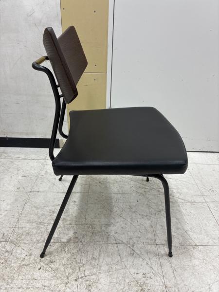 家具 SQUARE ROOTS SOLI CHAIR SEARED OAK BK LEATHER SQUARE ROOTS (スクエアルーツ) イス ブラック×ダークブラウン SOLI
