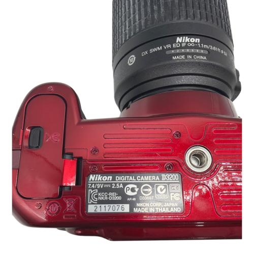 Nikon (ニコン) 【蓋破損】デジタル一眼レフカメラ D3200