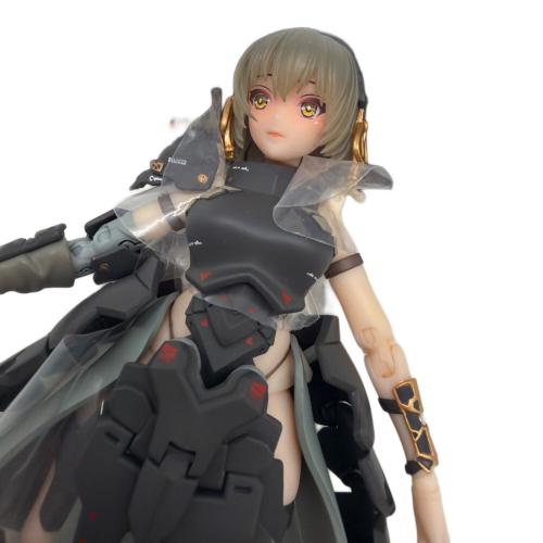 フィギュア 正面装甲少女 ビクトリア