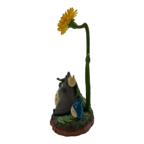 となりのトトロ (トナリノトトロ) 2022年カレンダーとなりのトトロたんぽぽの丘 ジブリグッズ