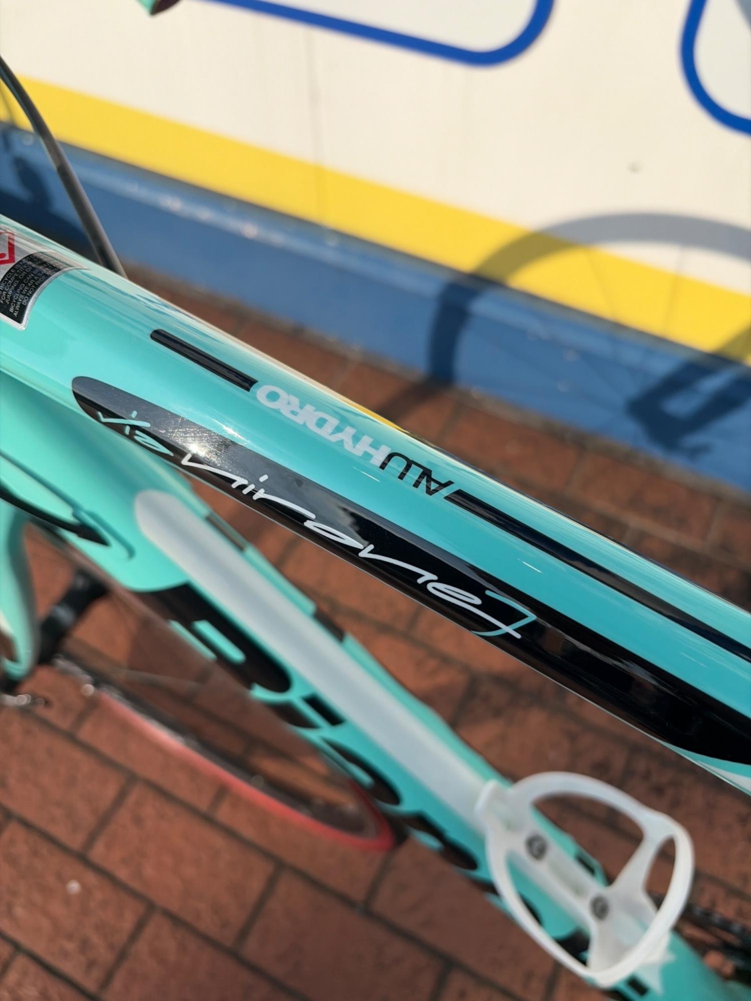 BIANCHI (ビアンキ) ロードバイク Via Nirone 7/ホイール:ZONDA ブルー