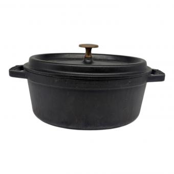 Staub (ストウブ) 両手鍋 フランス製 ブラック ピコ・ココット オーバル 23cm