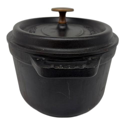 Staub (ストウブ) 両手鍋 フランス製 ブラック ピコ・ココット オーバル 23cm
