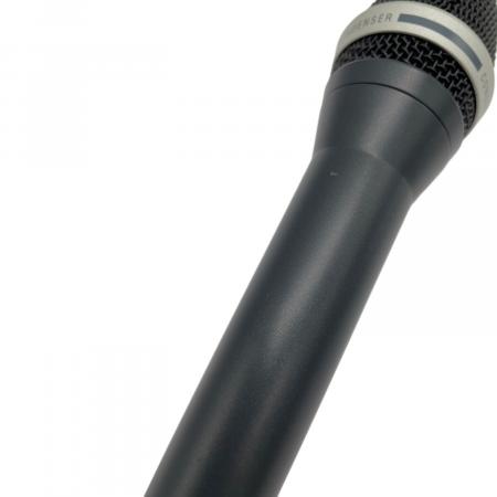 AKG C5 コンデンサーマイク AKG C5をレビュー。ライブで使えるボーカル用コンデンサーマイク