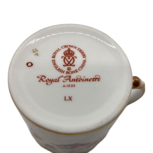 ROYAL DOULTON (ロイヤルドルトン) カップ&ソーサー 金彩 royal crown derby