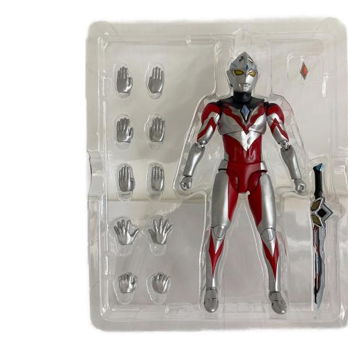 BANDAI (バンダイ)  S.H.Figuarts ウルトラマンアーク＆ソリスアーマーセット