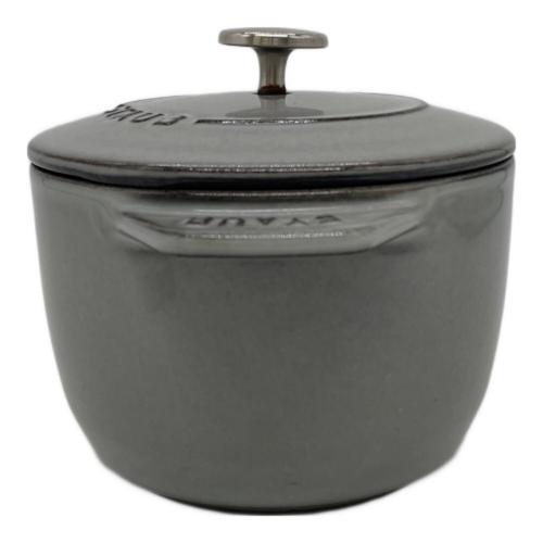 新品未使用！STAUB　ラ・ココット de GOHAN S　グレー　12cm 公式販売店 STAUB ラ・ココット de GOHAN Sサイズ 12cm 生涯保証