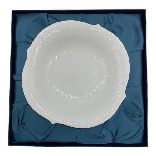 Meissen (マイセン) 深皿 波の戯れホワイト