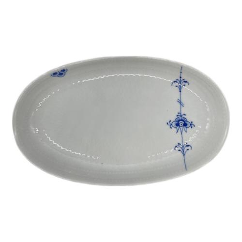 ROYAL COPENHAGEN (ロイヤル・コペンハーゲン) スクエアプレート アウトレット品 ブルーフルーテッド