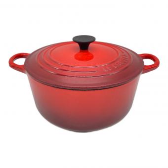LE CREUSET (ルクルーゼ) 両手鍋 SIZE 22cm レッド