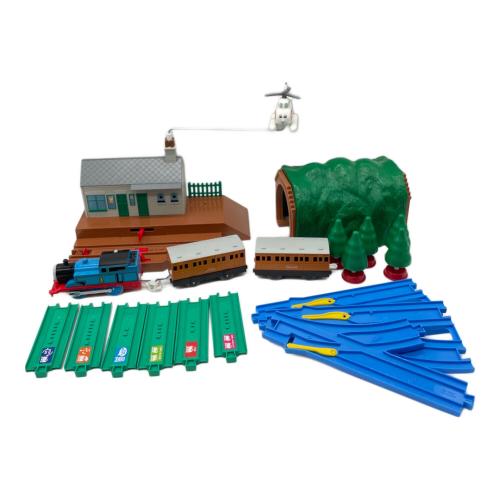TOMY (トミー) おしゃべりハロルドと駅セット プラレール 絶版 ※現状販売