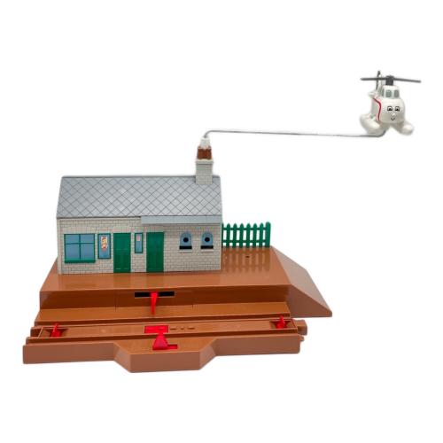 TOMY (トミー) おしゃべりハロルドと駅セット プラレール 絶版 ※現状販売