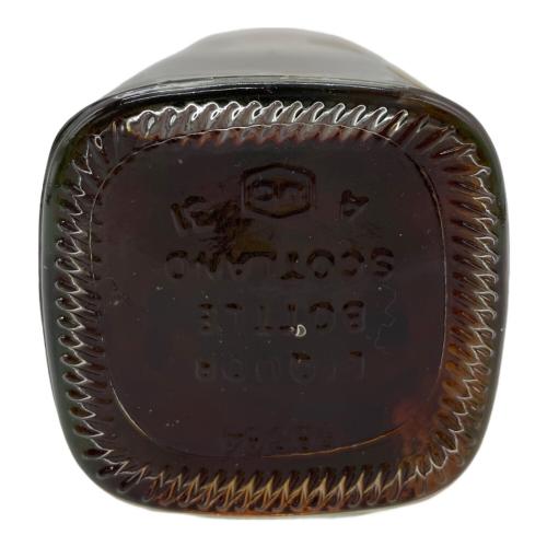 ジョニーウォーカー (Johnnie Walker) ブラックラベル スコッチウィスキー 750ml