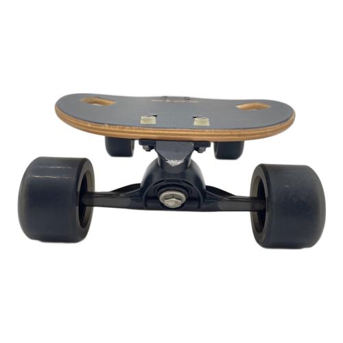 elos (イロス) スケートボード