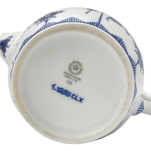 ROYAL COPENHAGEN (ロイヤル・コペンハーゲン) ティーポット ブルーフルーテッド・ハーフレース