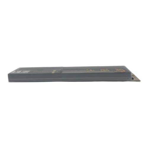 貝印 (カイジルシ) 包丁 出刃180mm 関孫六　金寿ST