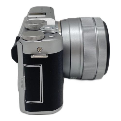 FUJIFILM (フジフィルム) ミラーレス一眼カメラ X-A5