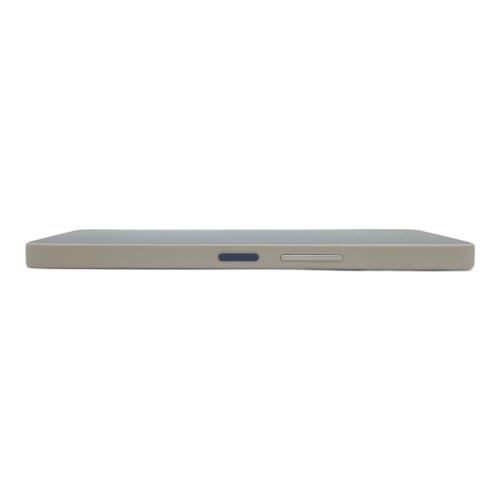 SHARP (シャープ) AQUOS SH-52E