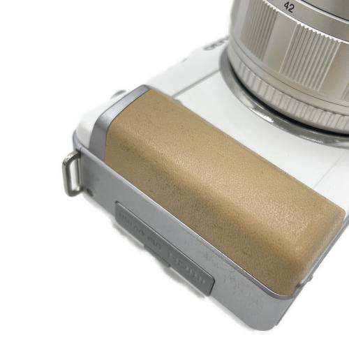 OLYMPUS (オリンパス) ミラーレス一眼カメラ E-PL1 グリップ若干