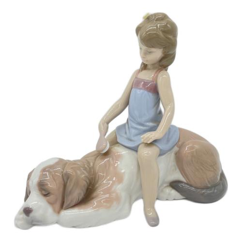 LLADRO (リヤドロ) フィギュリン 私のお友達 6229