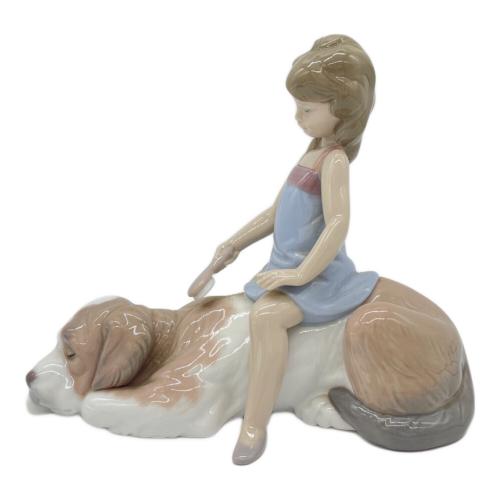 LLADRO (リヤドロ) フィギュリン 私のお友達 6229