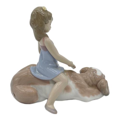 LLADRO (リヤドロ) フィギュリン 私のお友達 6229