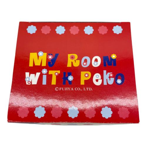 ペコちゃん (ペコチャン) my room with peko フィギュア