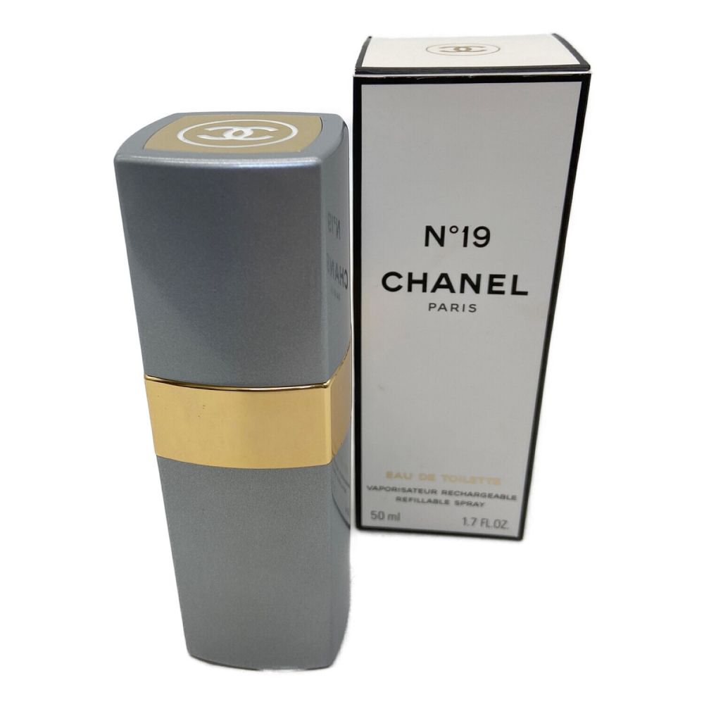 CHANEL (シャネル) 香水 No.19 オードゥトワレット 50ml