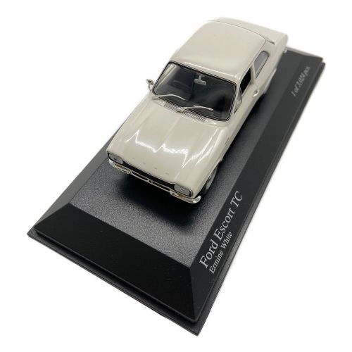 MINICHAMPS (ミニチャンプス) モデルカー 現状販売 1968 Ford Escort I TC 400 081070