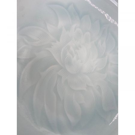 快山窯 (カイザンガマ) 青白磁牡丹菓子鉢