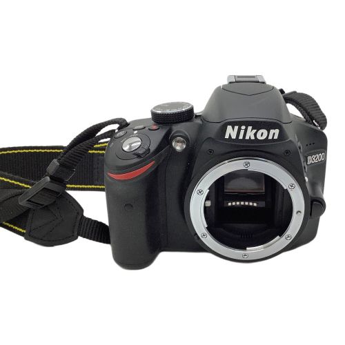 Nikon (ニコン) デジタル一眼レフカメラ ダブルズームキット D3200 2416万画素 専用電池 SDカード対応 2182235