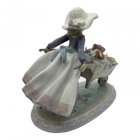 LLADRO (リヤドロ) フィギュリン 犬と少女シリーズ【乗せてあげる