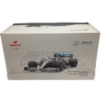 スパークモデル モデルカー 1/18 Mercedes-AMG Petronas Motorsports F1 Team No.44 2nd USA GP 2019 W10 w/Pit Board