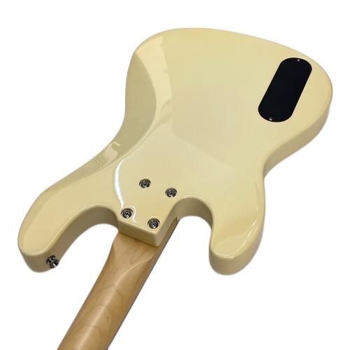 SEED (シード) エレキベース @ Kanderbird Dress White 動作確認済み