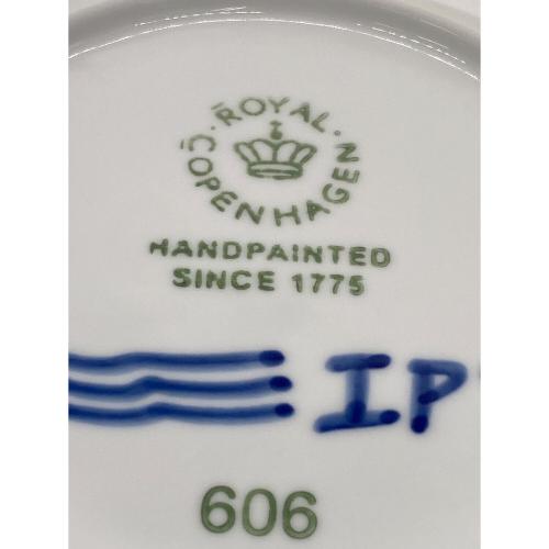 ROYAL COPENHAGEN (ロイヤル・コペンハーゲン) パスタプレート ブルーフルーテッド・メガ