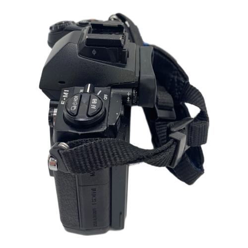 OLYMPUS デジタル一眼レフカメラ ※動作未確認