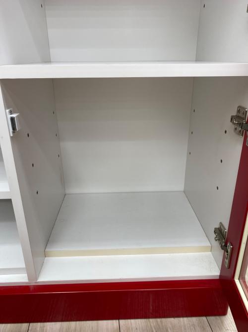 食器棚 レッド