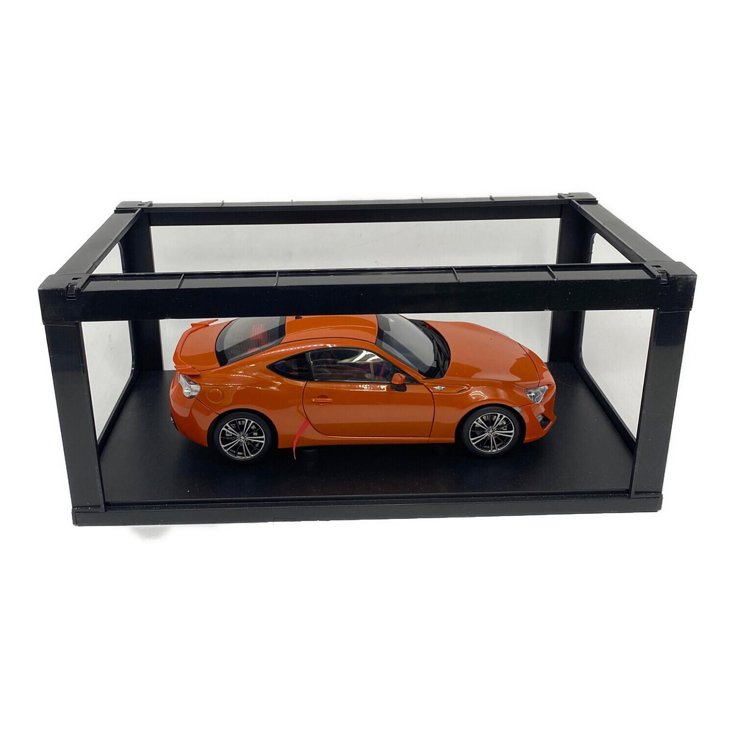 AUTOart (オートアート) ダイキャストカー 1/18 TOYOTA 86 GT